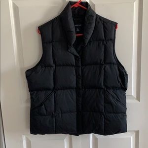 LANDS END Down Vest- L